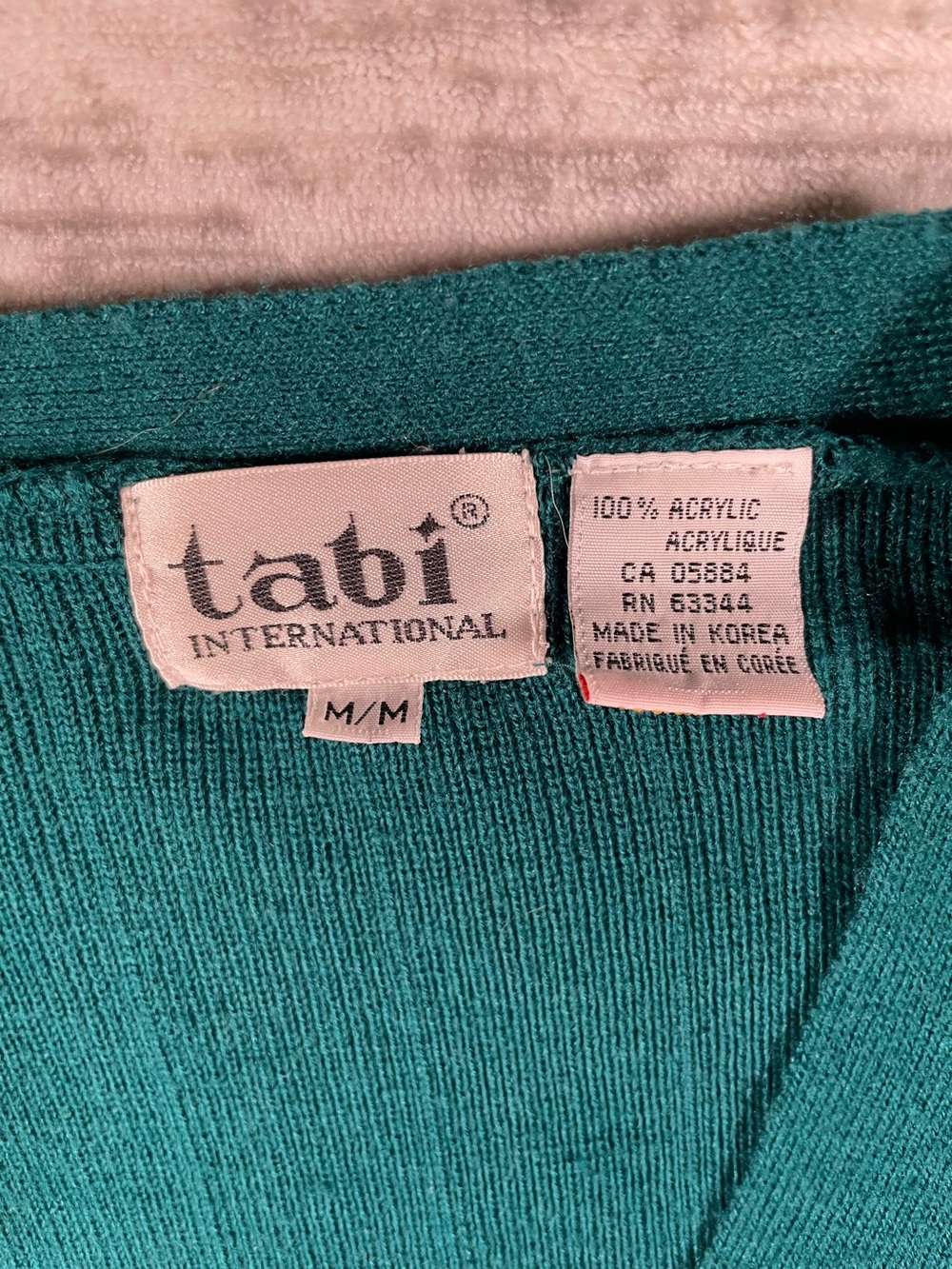 Green Ribbed Knit Button-Front Cardigan Sweater - Picture 2 of 4